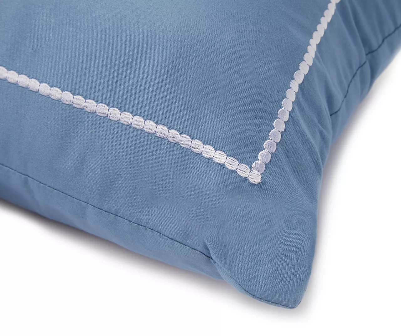 Real Living Blue Floral Comforter Set 8 Real Living Blue Floral Comforter Set - Image 8