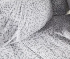 Red & Gray Floral Bed-in-a-Bag Full 14-Piece Bedding Set 15 Red & Gray Floral Bed-in-a-Bag Full 14-Piece Bedding Set -Modern Decor Shop 810593100 810593107 810593106 810594273 A8 6